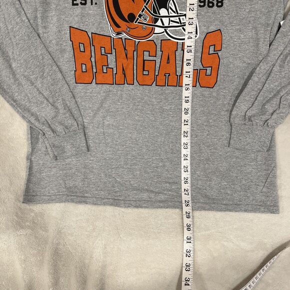 Cincinnati Bengals Junk Food Helmet Logo Gray Long Sleeve T-Shirt Men’s Large - Picture 3 of 7